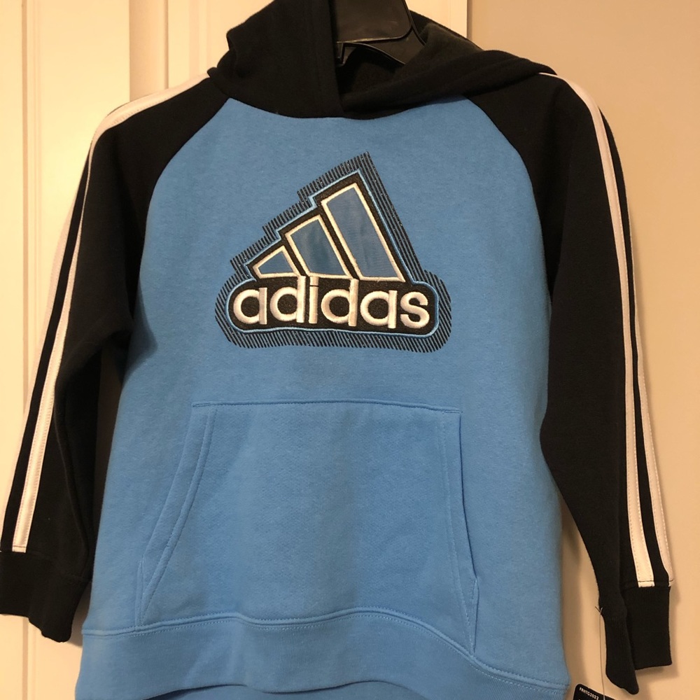 NEW Adidas Boys Hoodie Size 5 Black and Blue